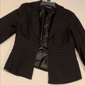 Women’s black blazer form fit Rampage size M